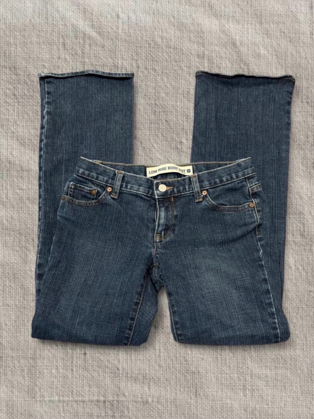 Gap Low Rise Bootcut Jeans Y2K Medium Wash W28 L30